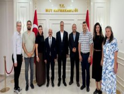 Kaymakam �elikkol'dan K�y Okullar�na Anlaml� Destek